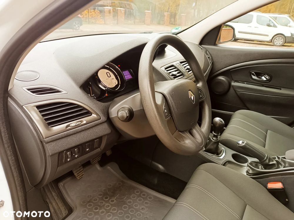 Renault Megane 1.6 16V 110 Dynamique - 13