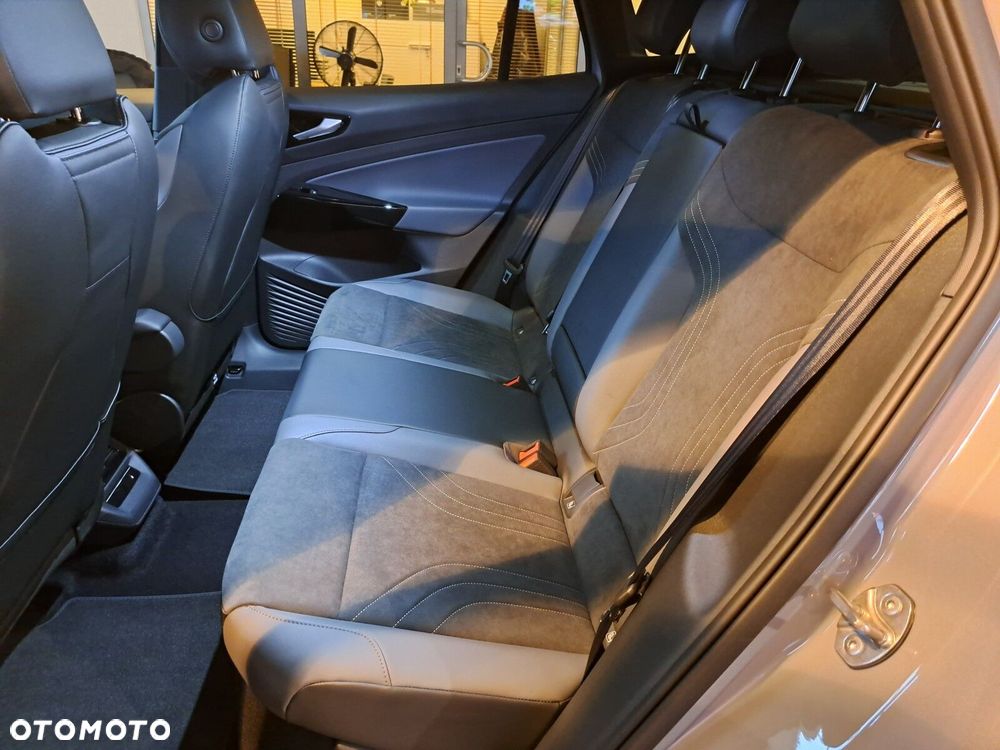 Volkswagen ID.4 52kWh Pure - 17