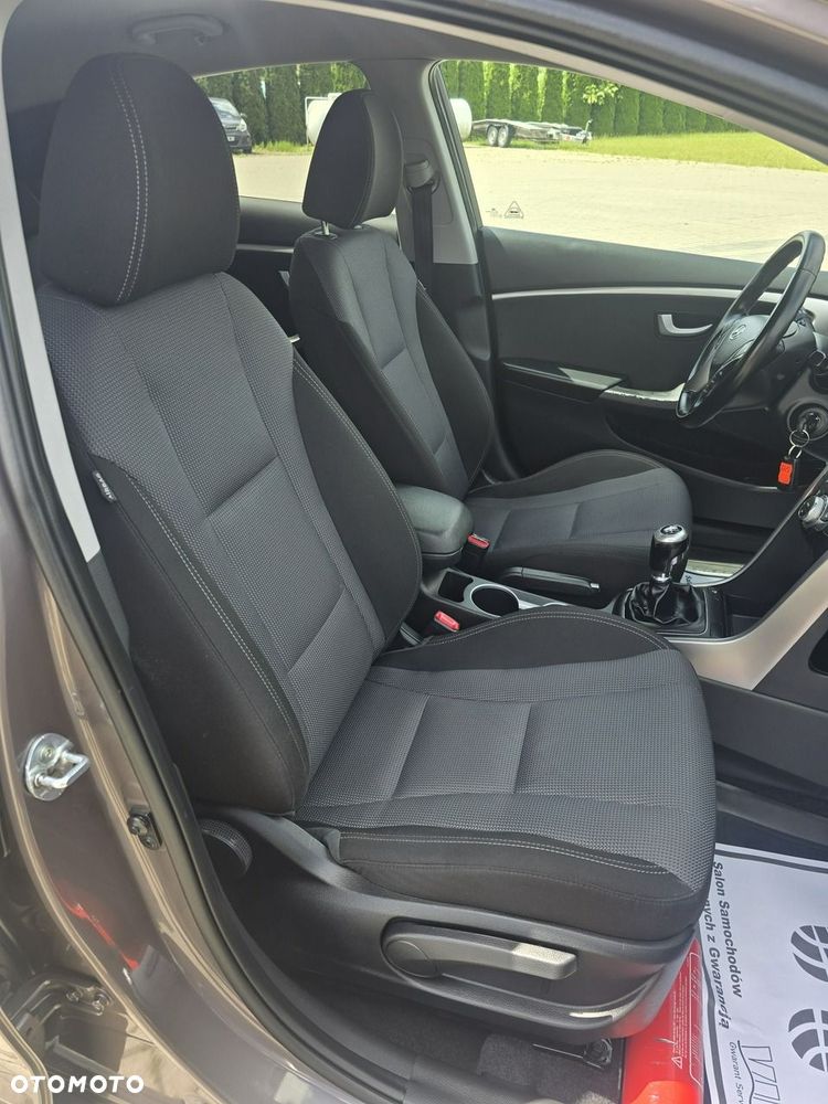 Hyundai i30 - 22