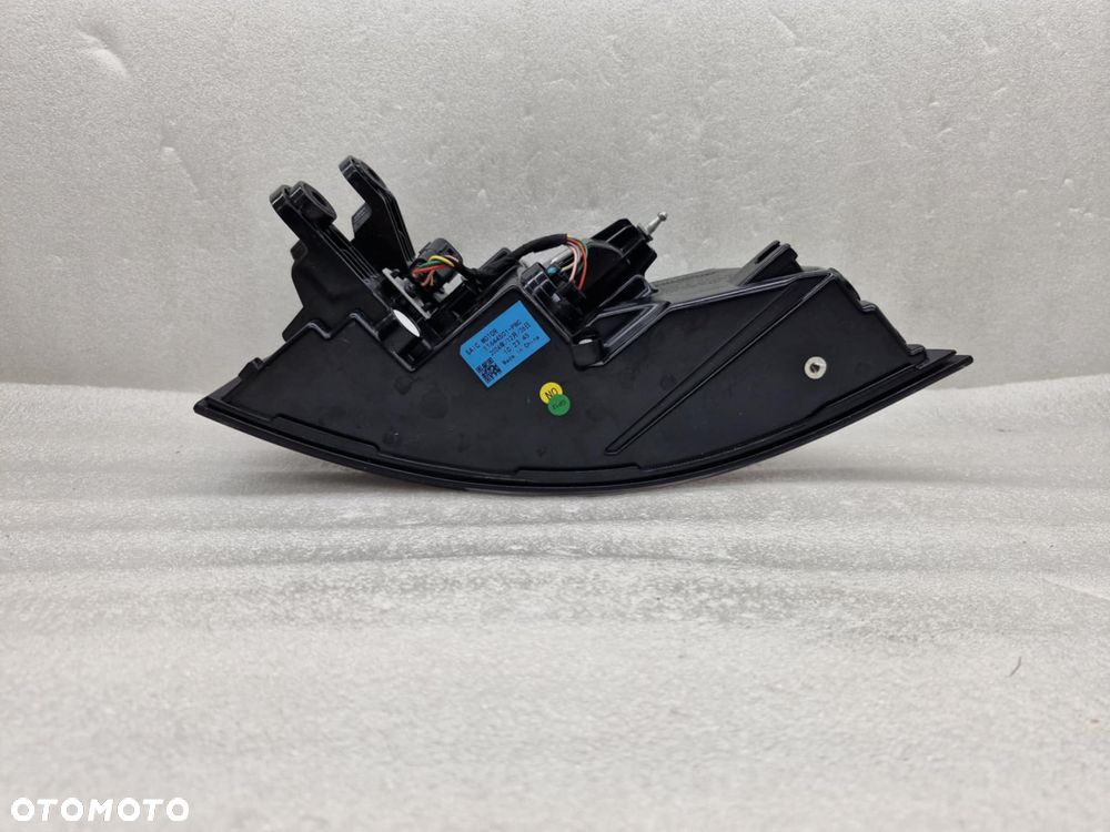 MG HS LAMPA LEWA TYŁ 6 PIN 11644501-PBC - 9