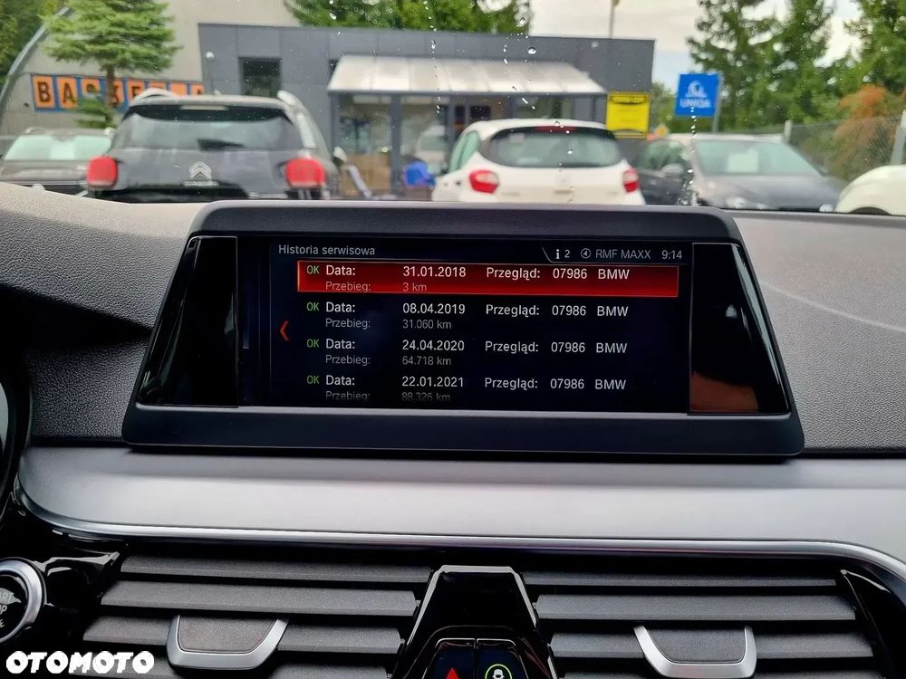 BMW Seria 5 520i Sport Line - 24