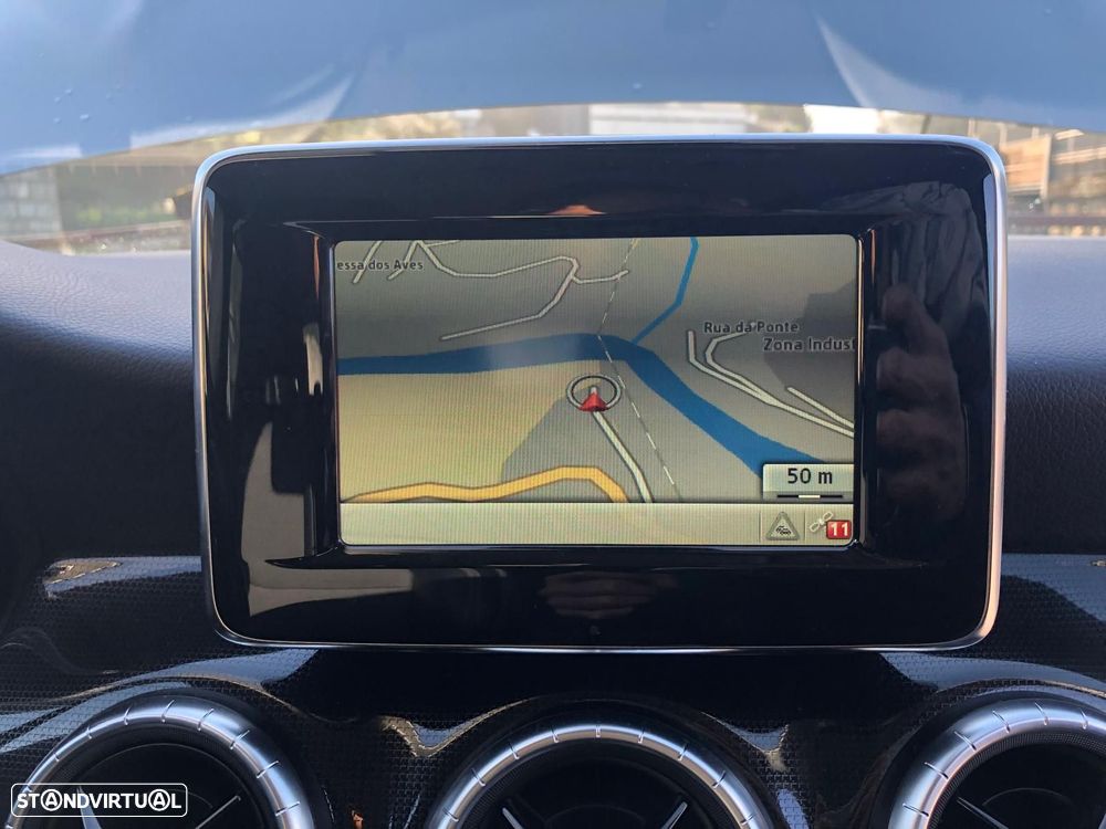 Mercedes-Benz CLA 200 CDI Urban - 26