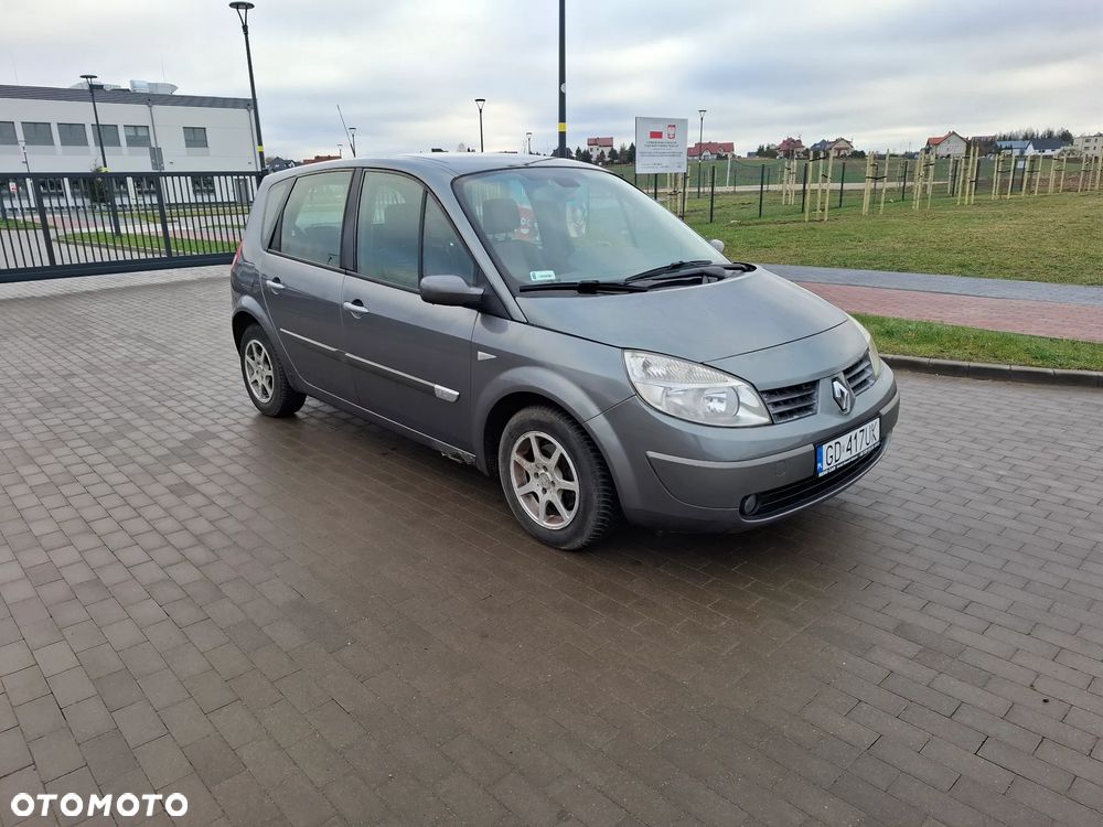 Renault Scenic - 1