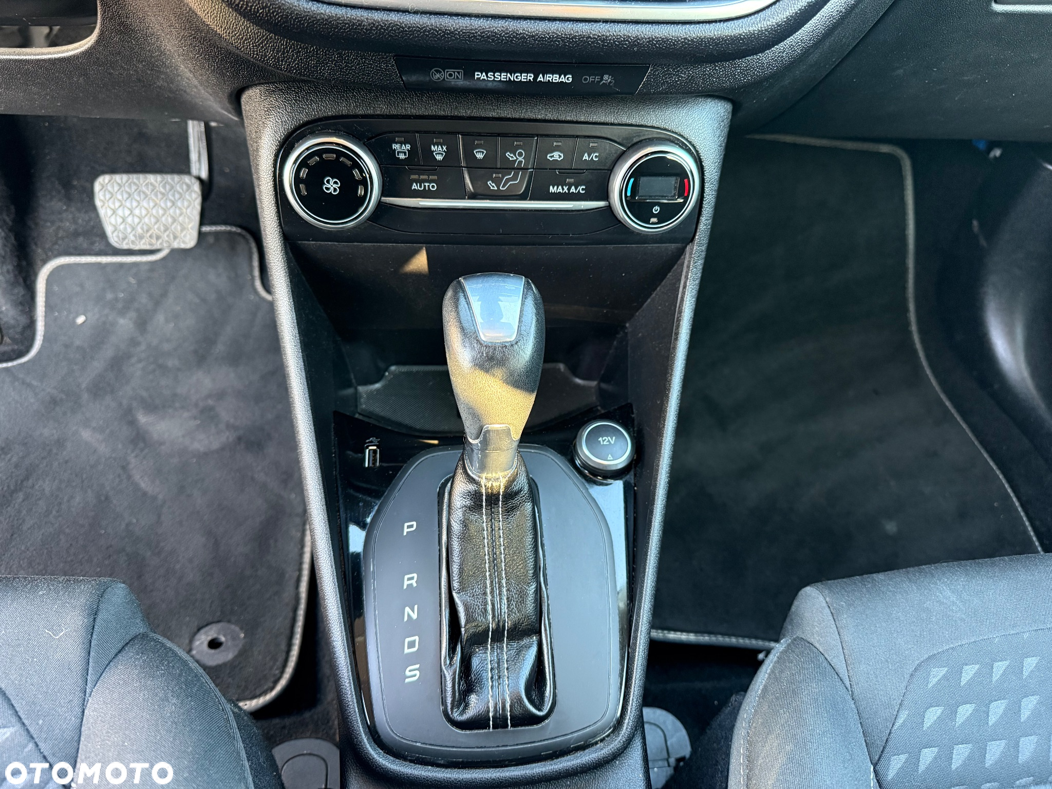 Ford Fiesta - 15