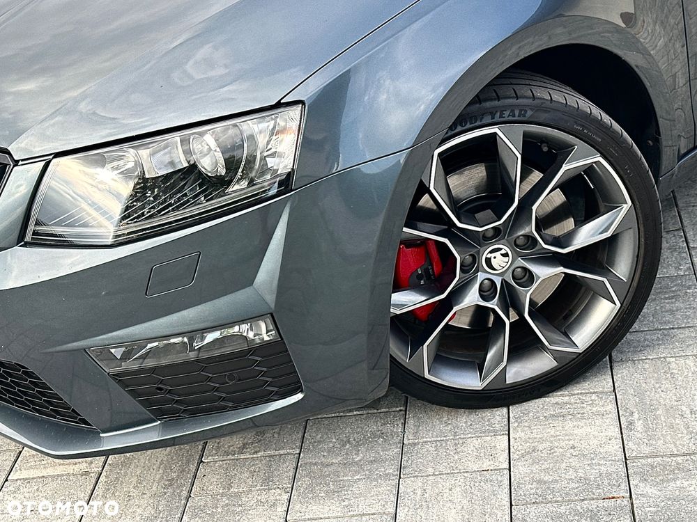 Skoda Octavia 2.0 TSI (Green tec) DSG RS - 21