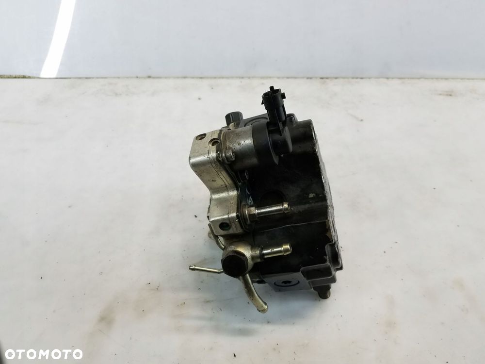 pompa wtryskowa hyundai tucson 2.0 crdi 0445010121 33100-27400 - 1