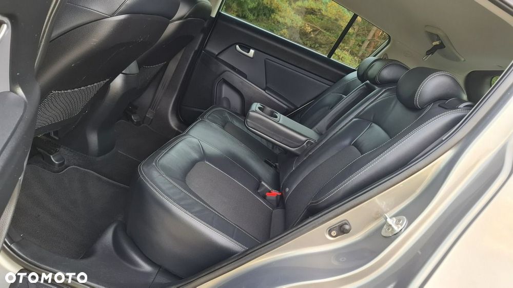 Kia Sportage 2.0 L 2WD - 9