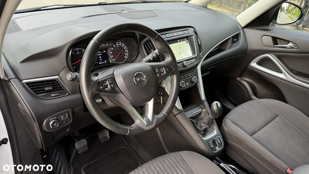 Opel Zafira Tourer 1.4 Turbo Innovation - 17
