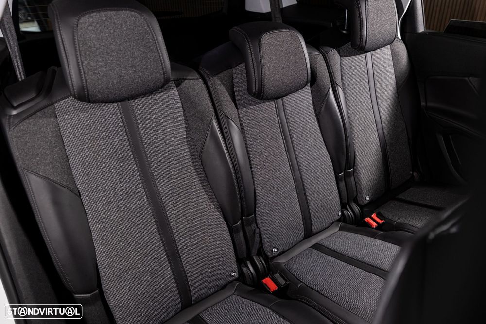 Peugeot 5008 1.5 BlueHDi Allure Pack - 23