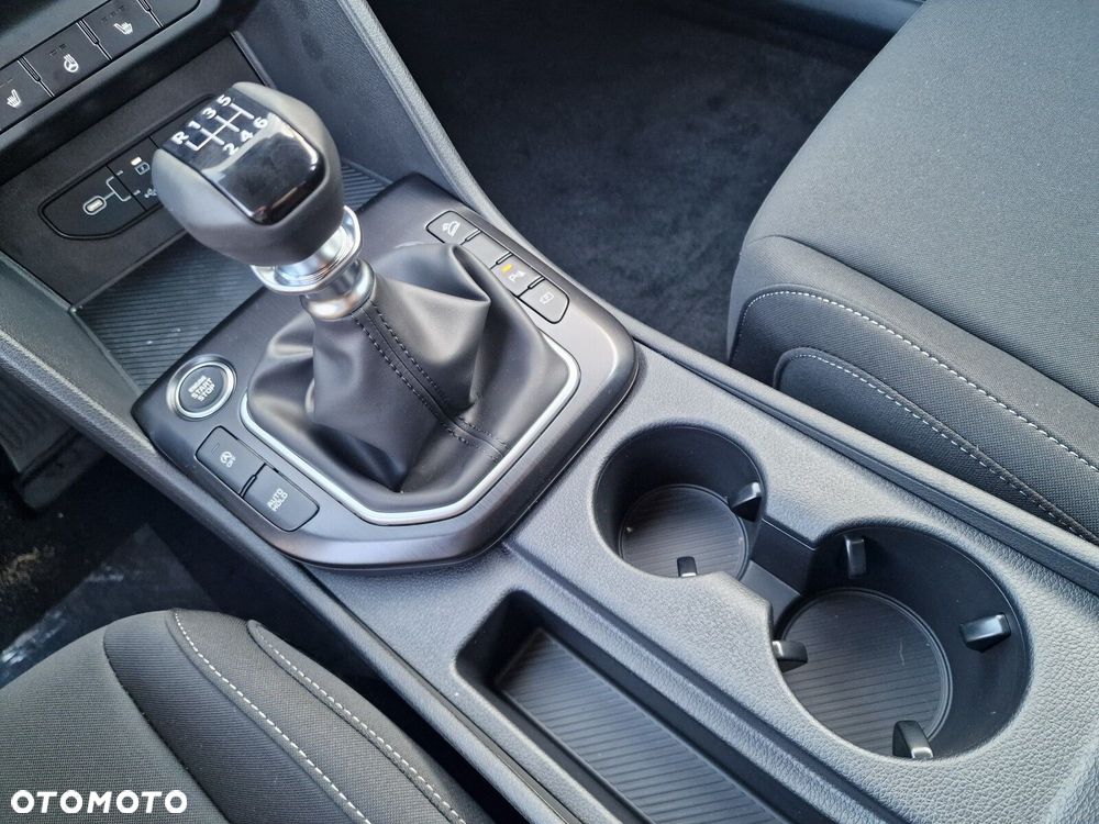 Kia Sportage - 16