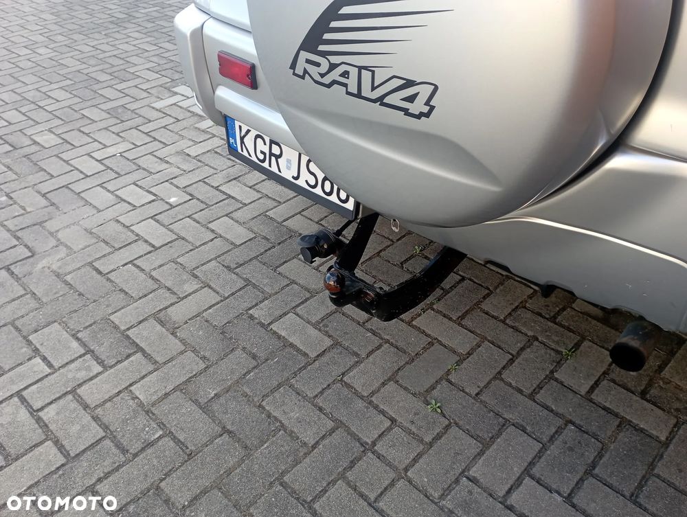 Toyota RAV4 2.0 D-4D Sol - 14