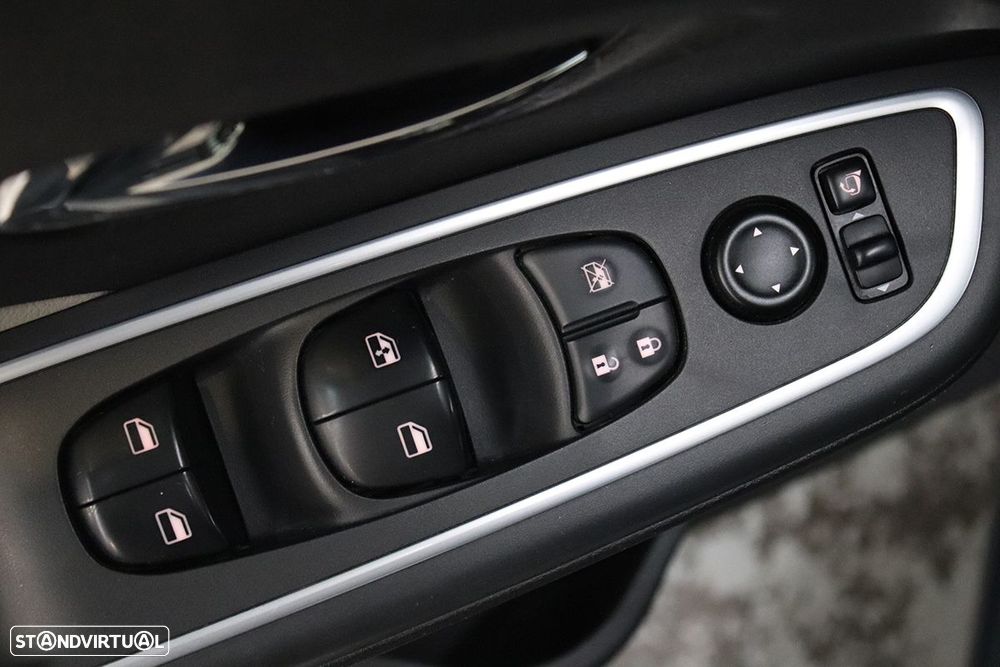 Nissan Micra 1.0 IG-T N-Design Black - 18