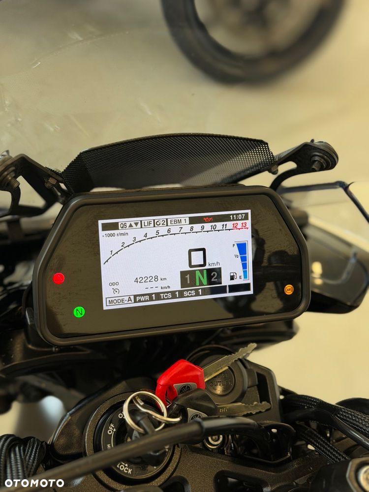 Yamaha MT - 21