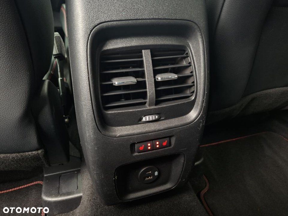 Ford Kuga - 16