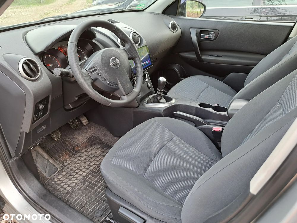 Nissan Qashqai+2 - 15