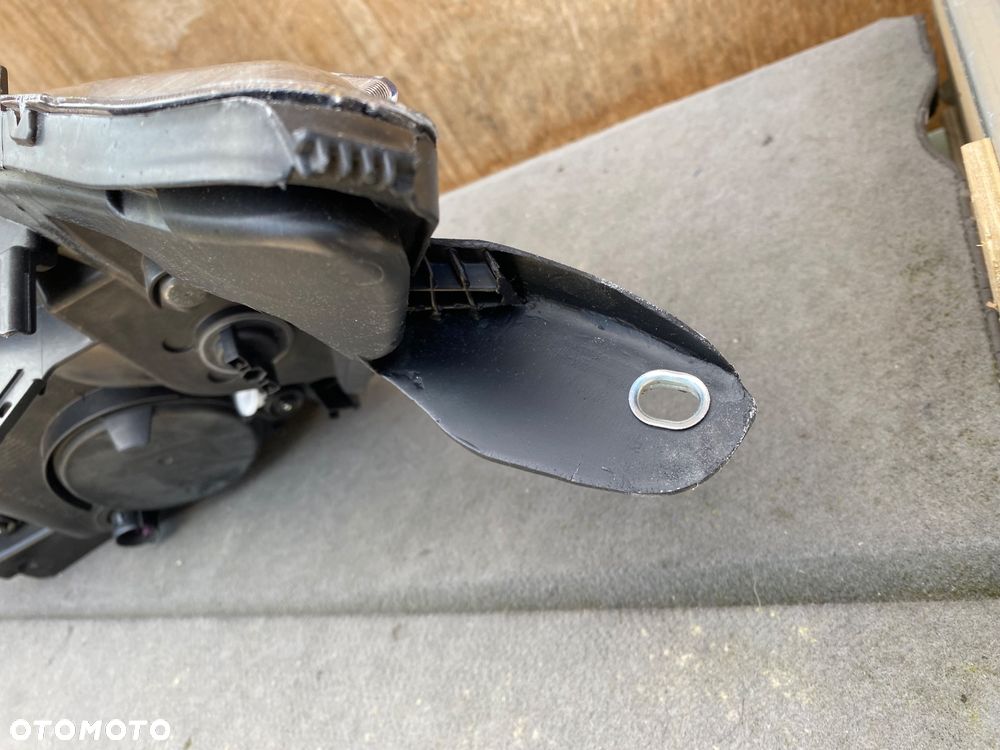 lampa iveco daily VI przed liftem prawa eu cała - 6