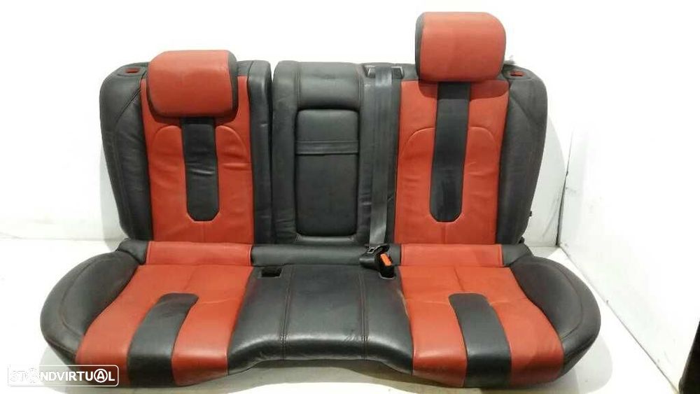 BANCOS TRASEIROS LAND ROVER RANGE - 1