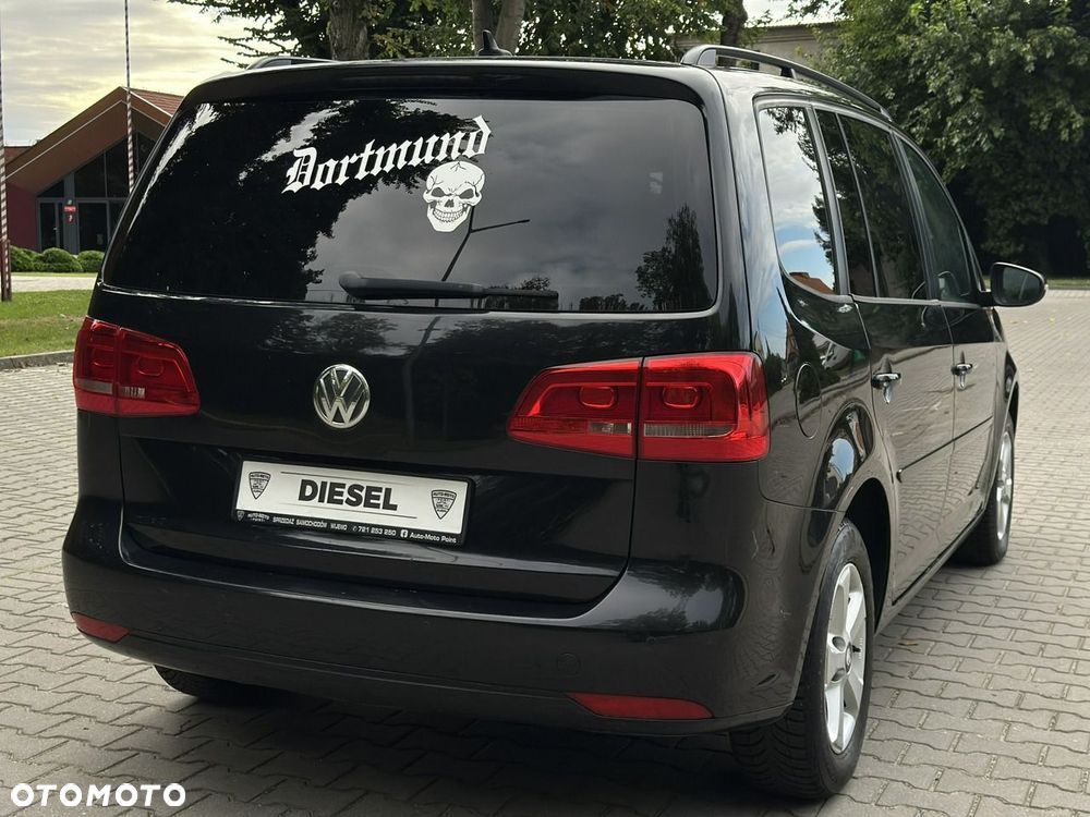 Volkswagen Touran - 5