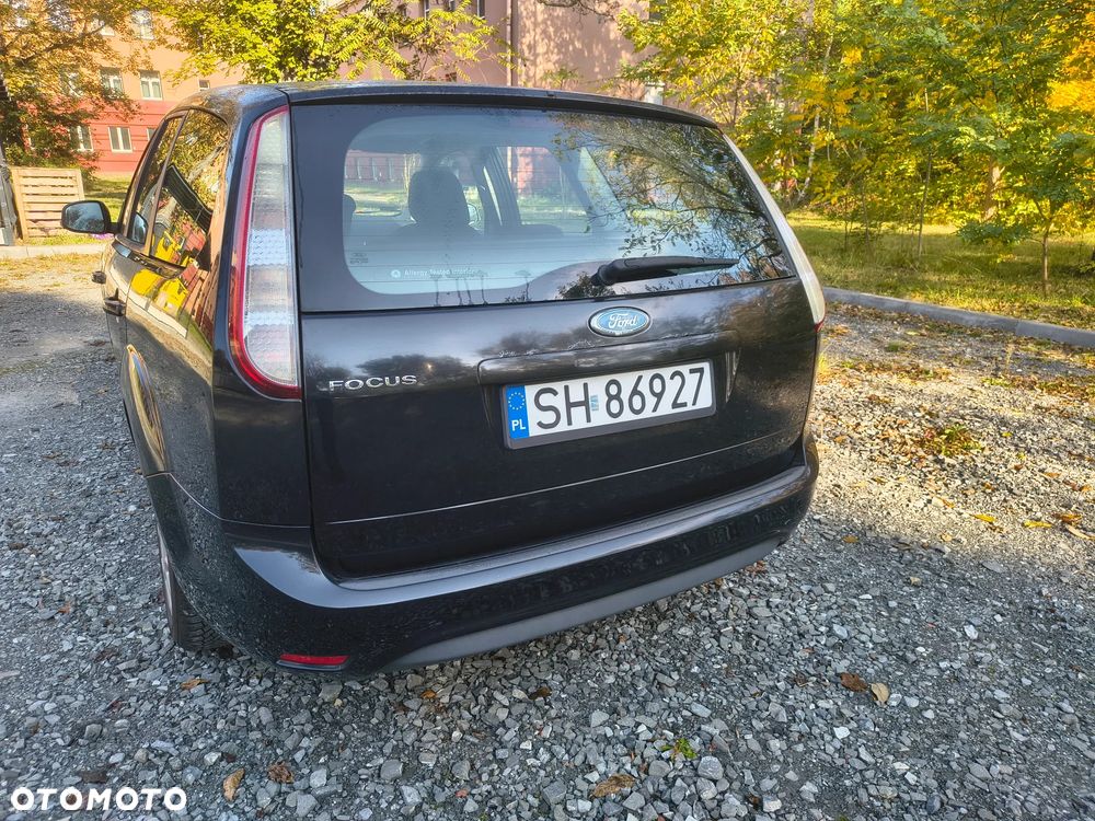 Ford Focus 2010 photo 4