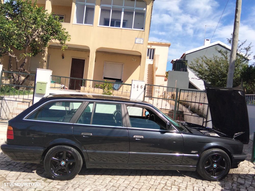 BMW 525 tds Touring - 1
