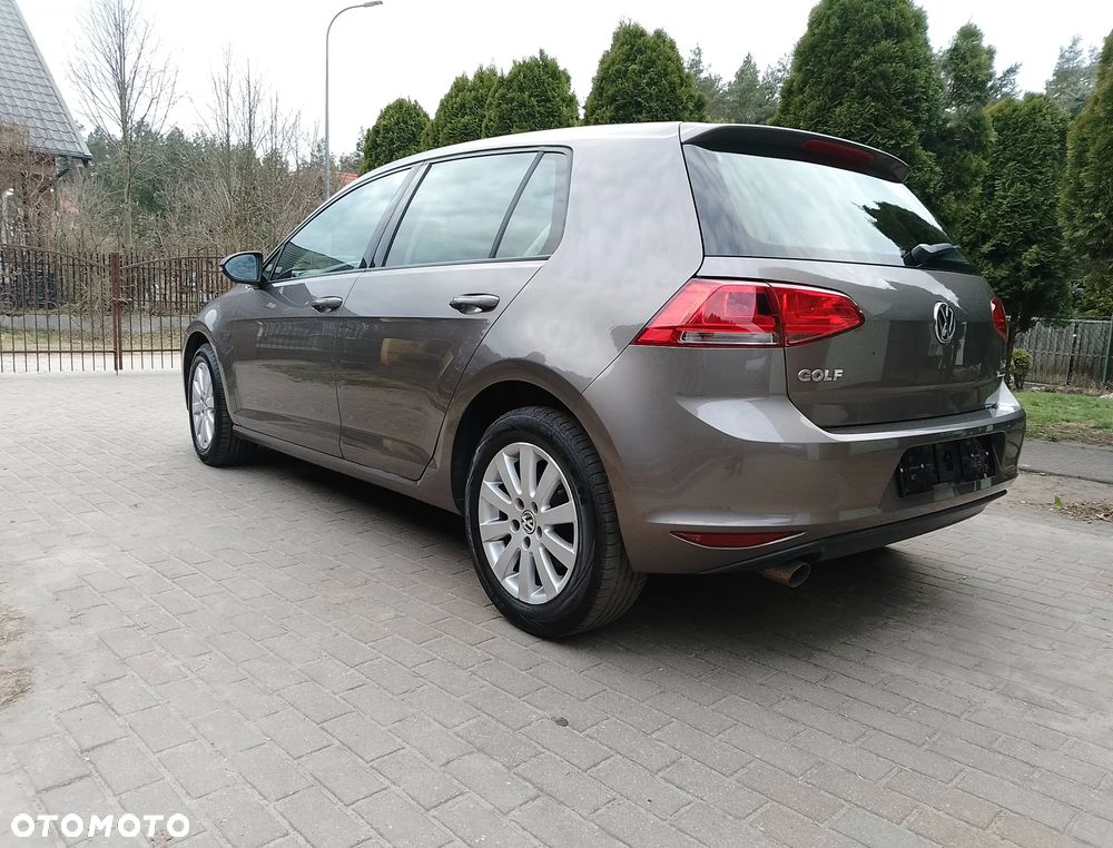 Volkswagen Golf 1.6 TDI BMT Comfortline - 11