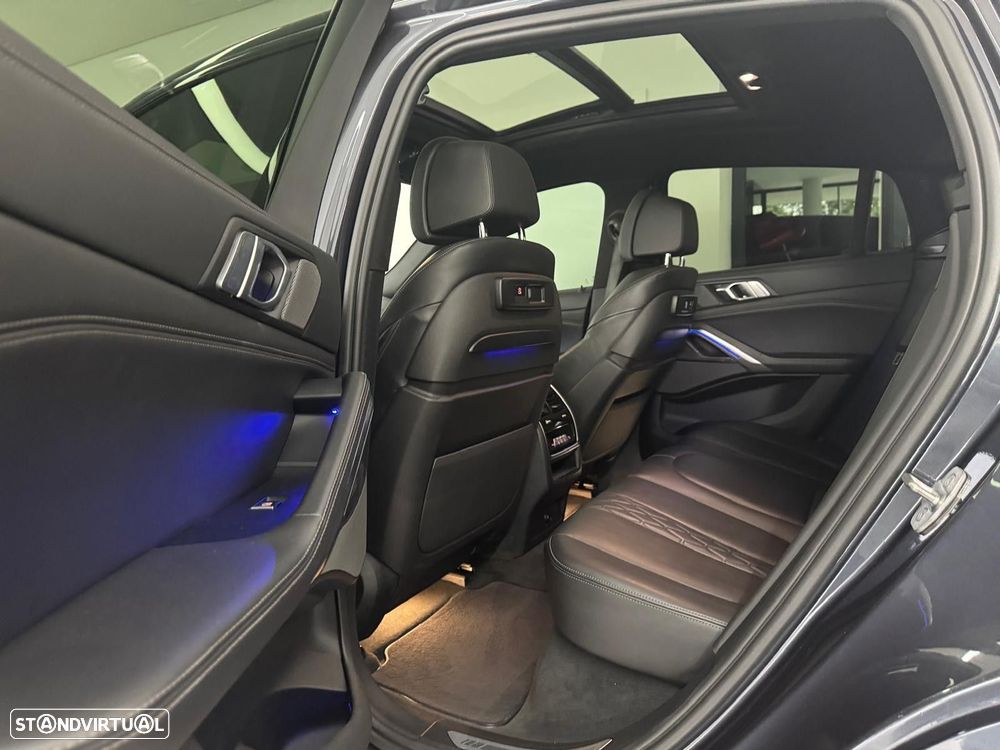 BMW X6 30 d xDrive Pack M - 13