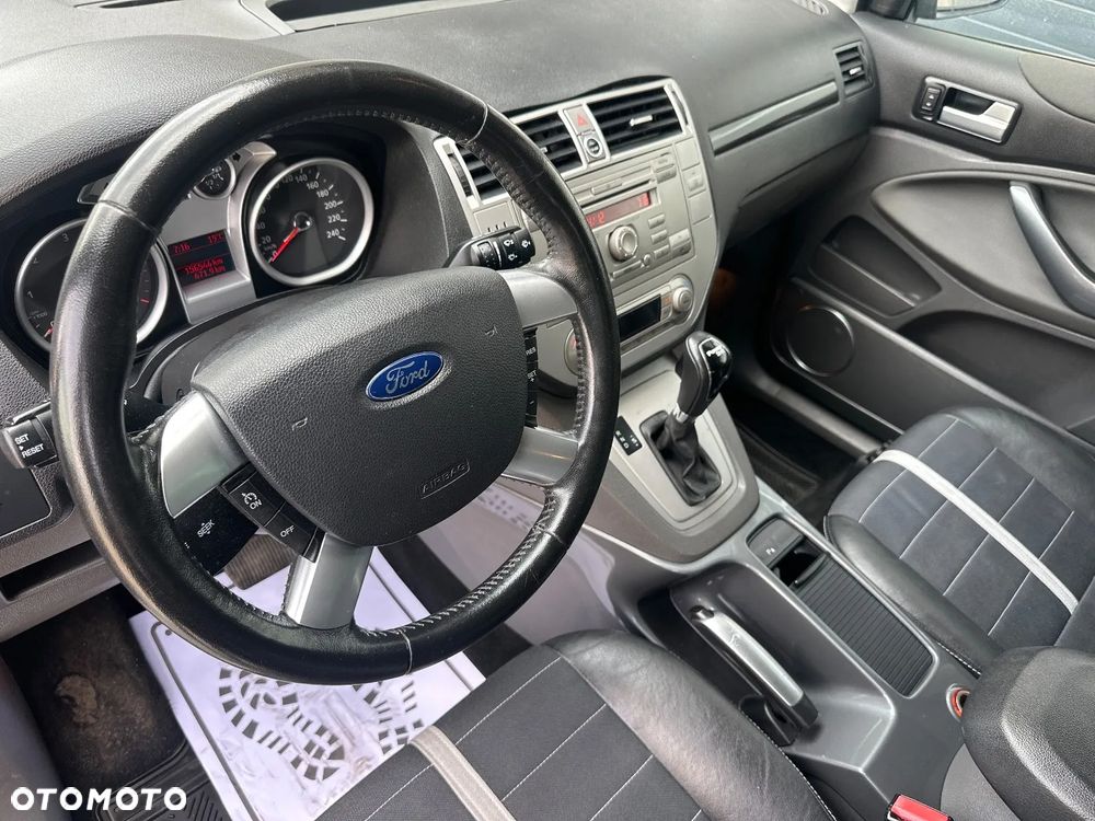 Ford Kuga - 19