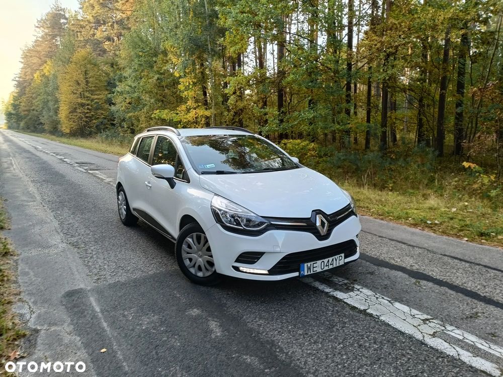 Renault Clio - 23