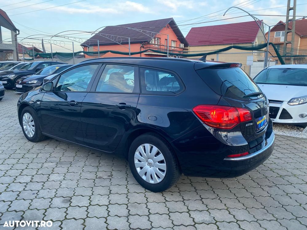 Opel Astra - 9