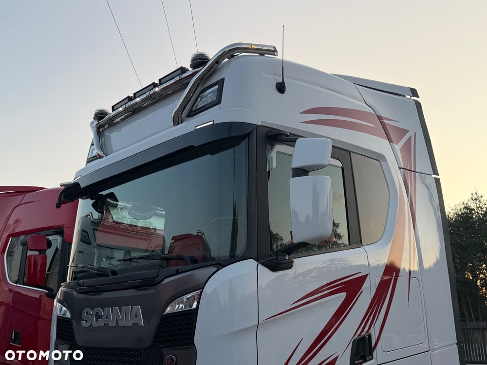 Scania 500S SCANIA Super z Niemiec pełna opcja, skóry, 6x poduszek przód i tył 2022/2023 - 15