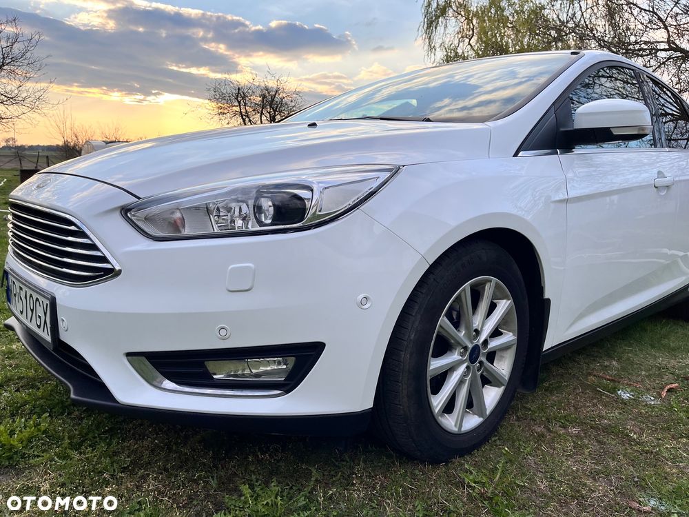 Ford Focus 1.0 EcoBoost Titanium ASS - 4