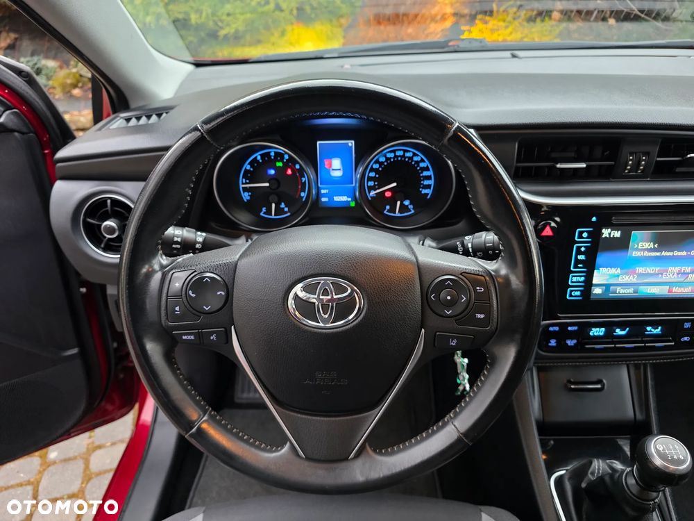 Toyota Auris 1.2 Turbo Comfort - 24