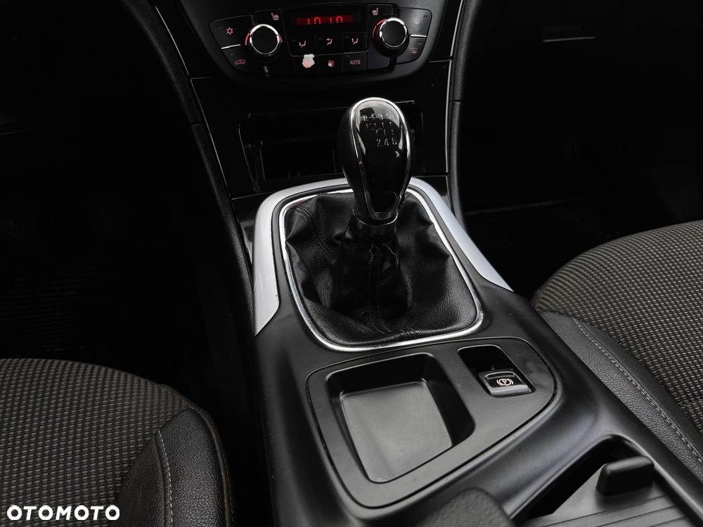 Opel Insignia 2.0 CDTI Edition - 12