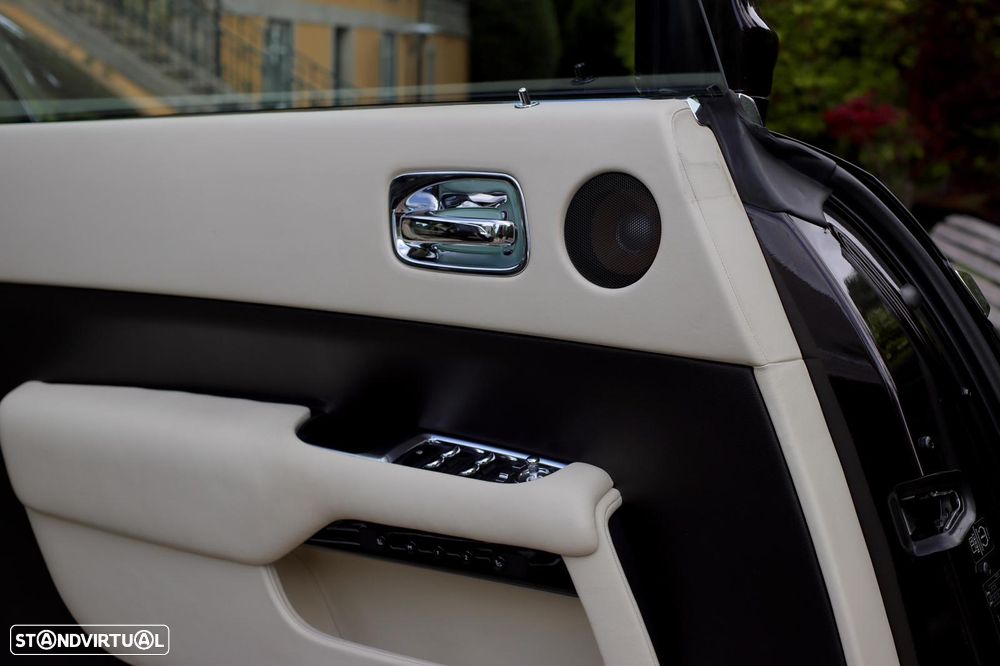 Rolls Royce Wraith 6.6 Twin-Turbo V12 - 19