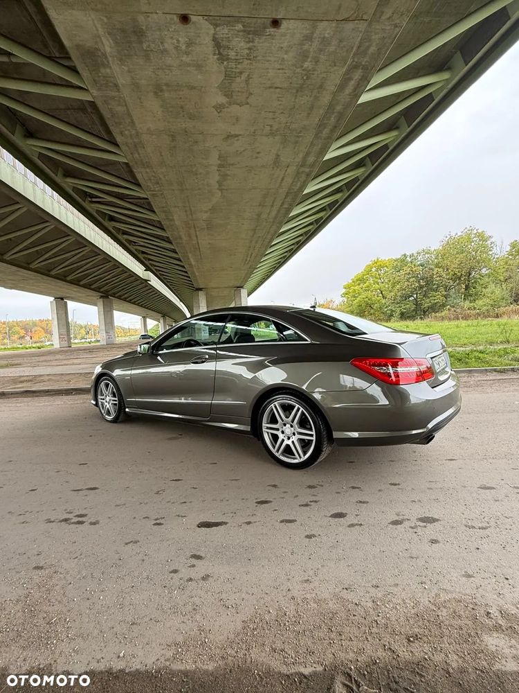 Mercedes-Benz Klasa E 350 CDI DPF Coupe BlueEFFICIENCY 7G-TRONIC Avantgarde - 7