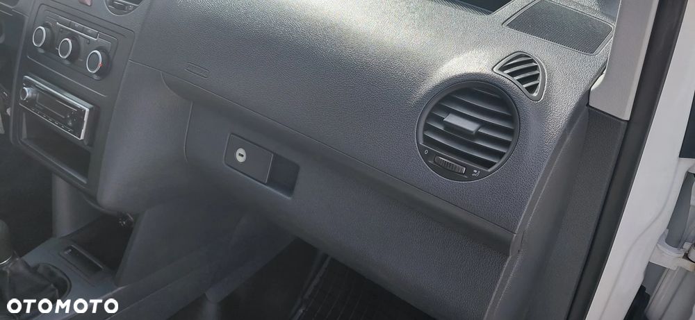 Volkswagen Caddy - 21