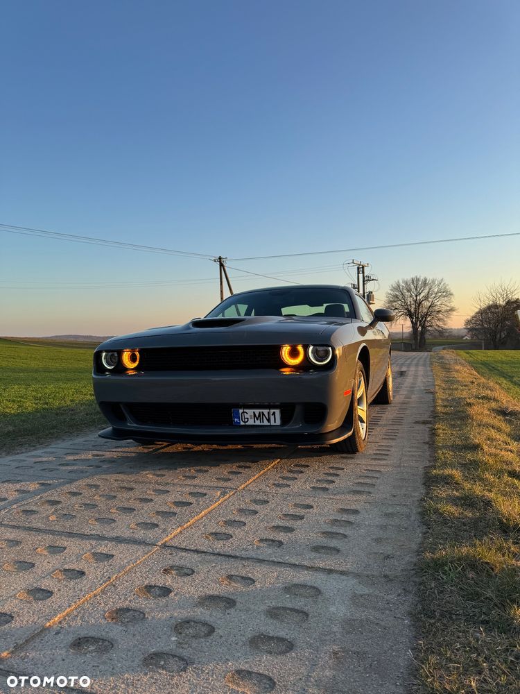Dodge Challenger 3.6 SXT - 3