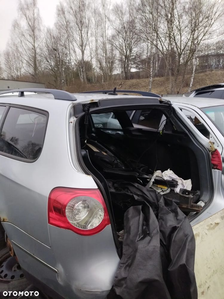Volkswagen Passat B6 na części - 2