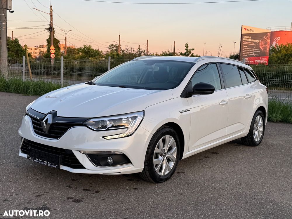 Renault Megane BLUE dCi Limited - 11