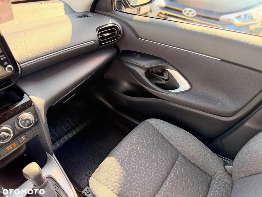 Toyota Yaris Cross 1.5 Comfort CVT - 19