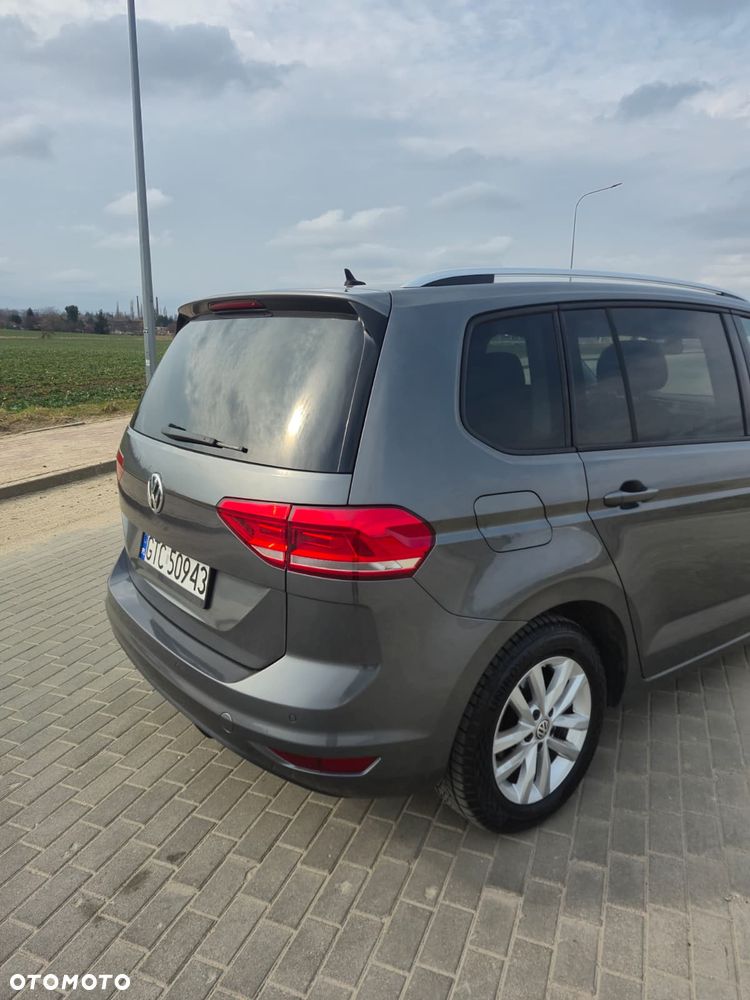 Volkswagen Touran 2.0 TDI SCR (BlueMotion Technology) DSG Comfortline - 9