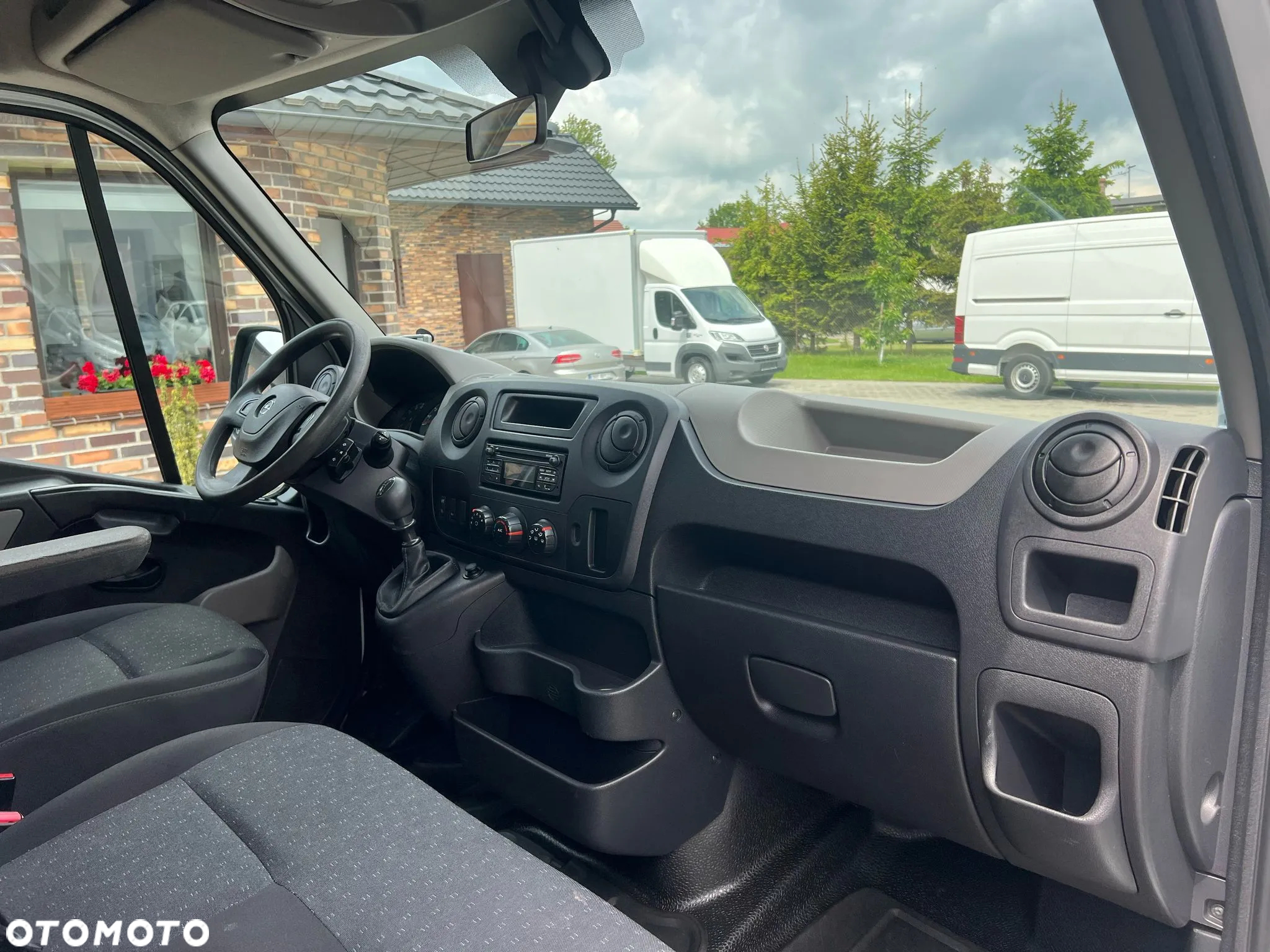 Opel Movano - 12
