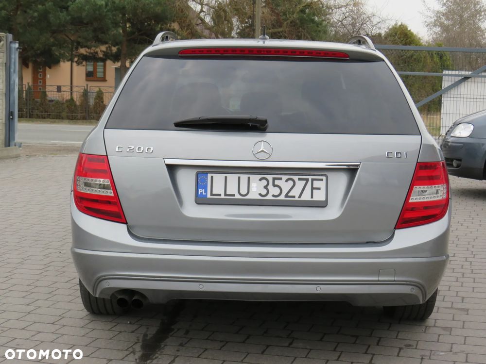Mercedes-Benz Klasa C 200 CDI DPF BlueEFFICIENCY - 16
