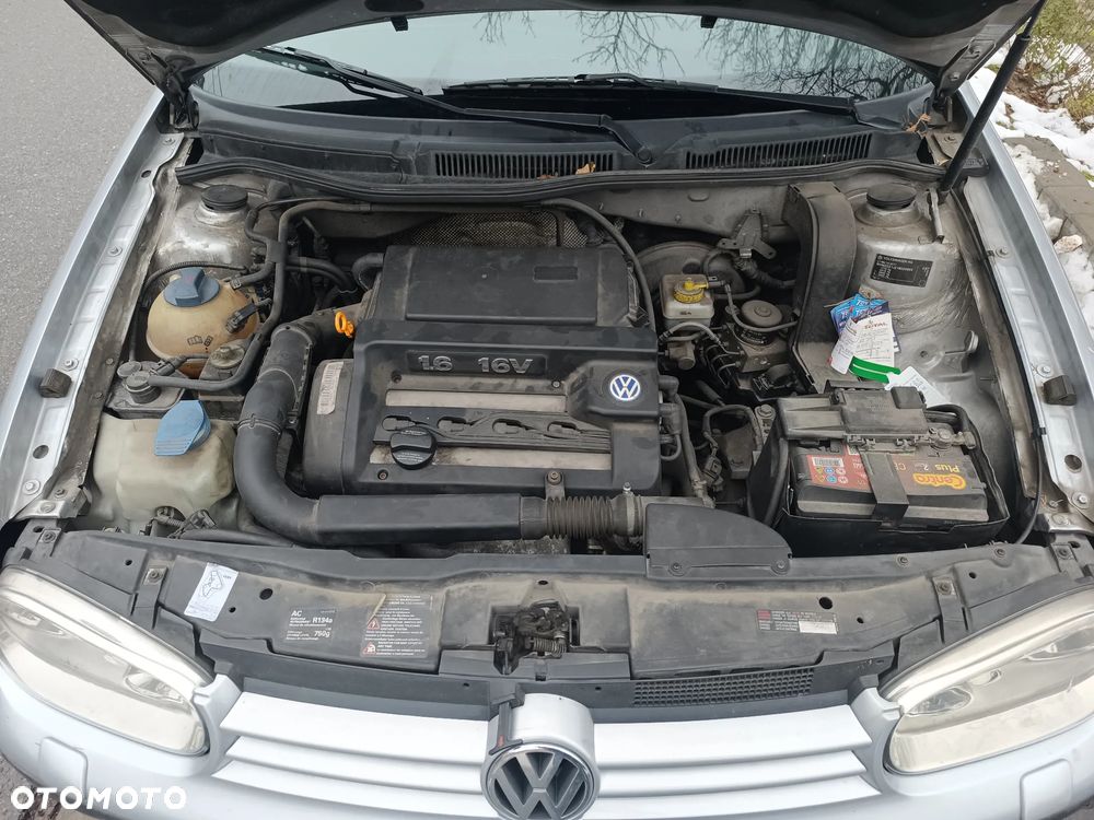 Volkswagen Golf 1.6 - 14