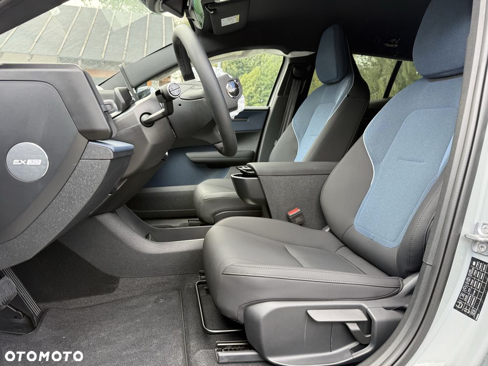 Volvo EX30 - 8