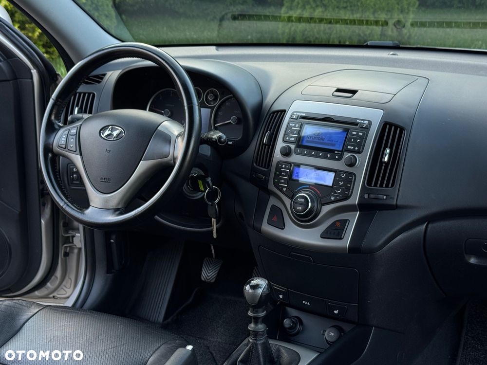 Hyundai i30 i30cw 1.6 CRDi Edition 20 - 23