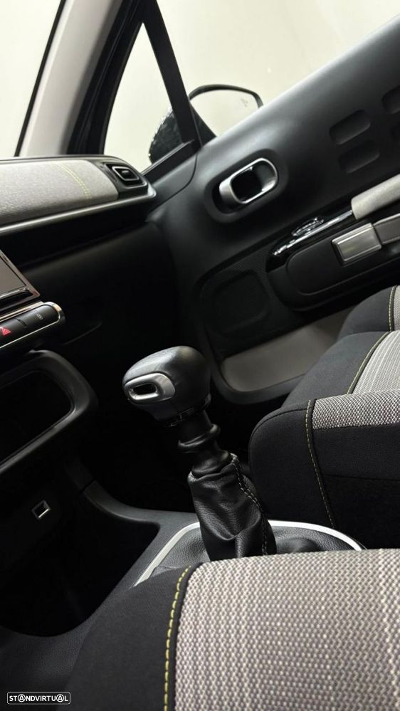 Citroën C3 1.2 PureTech Shine Pack - 16