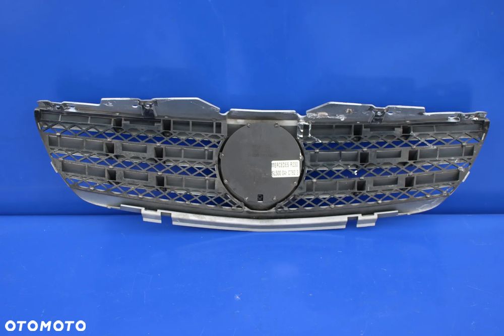 Oryginalny grill atrapa chłodnicy stan BDB OE Mercedes SL R230 W230 A2308800583 01-06r - 13