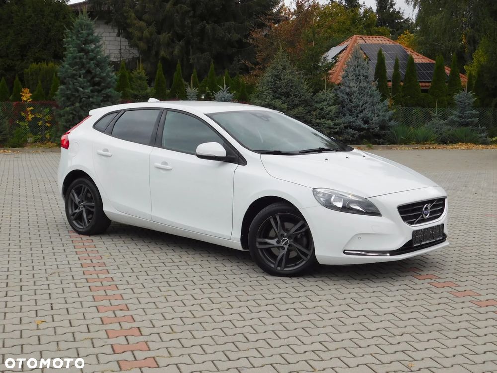 Volvo V40 T2 Kinetic - 13