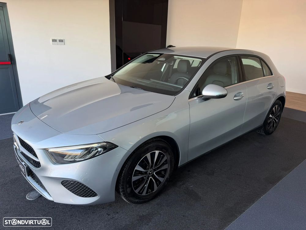 Mercedes-Benz A 200 Standard - 4